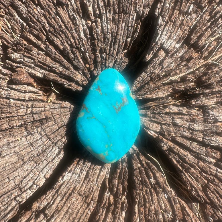 61ct Kingman Turquoise Cab
